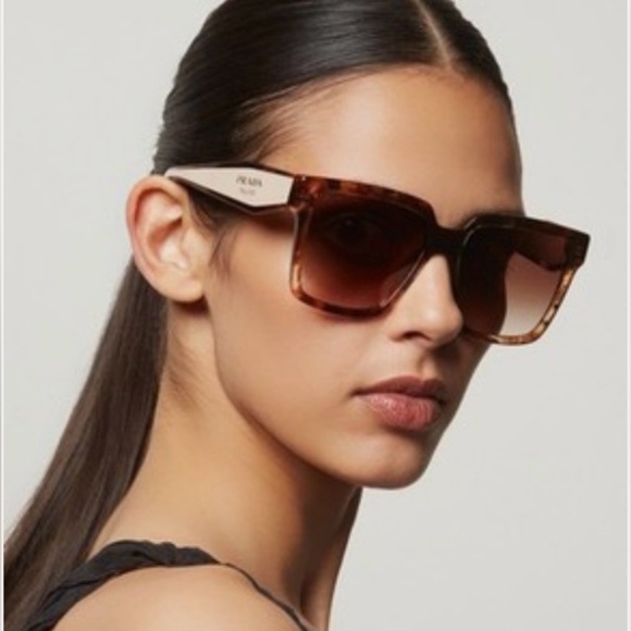 NEW PRADA SUNGLASSES - Picture 1 of 9